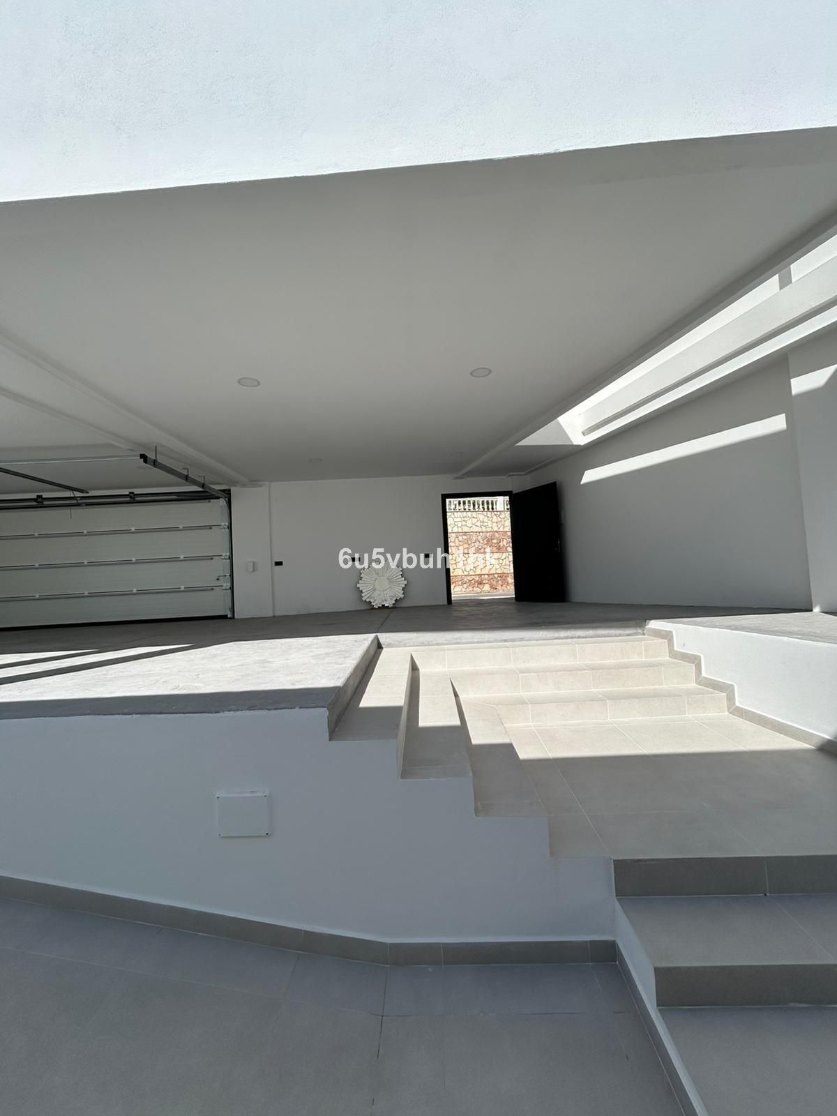 4 Bed Townhouse for sale in Benalmadena Costa Costa Del Sol, Málaga, Spain