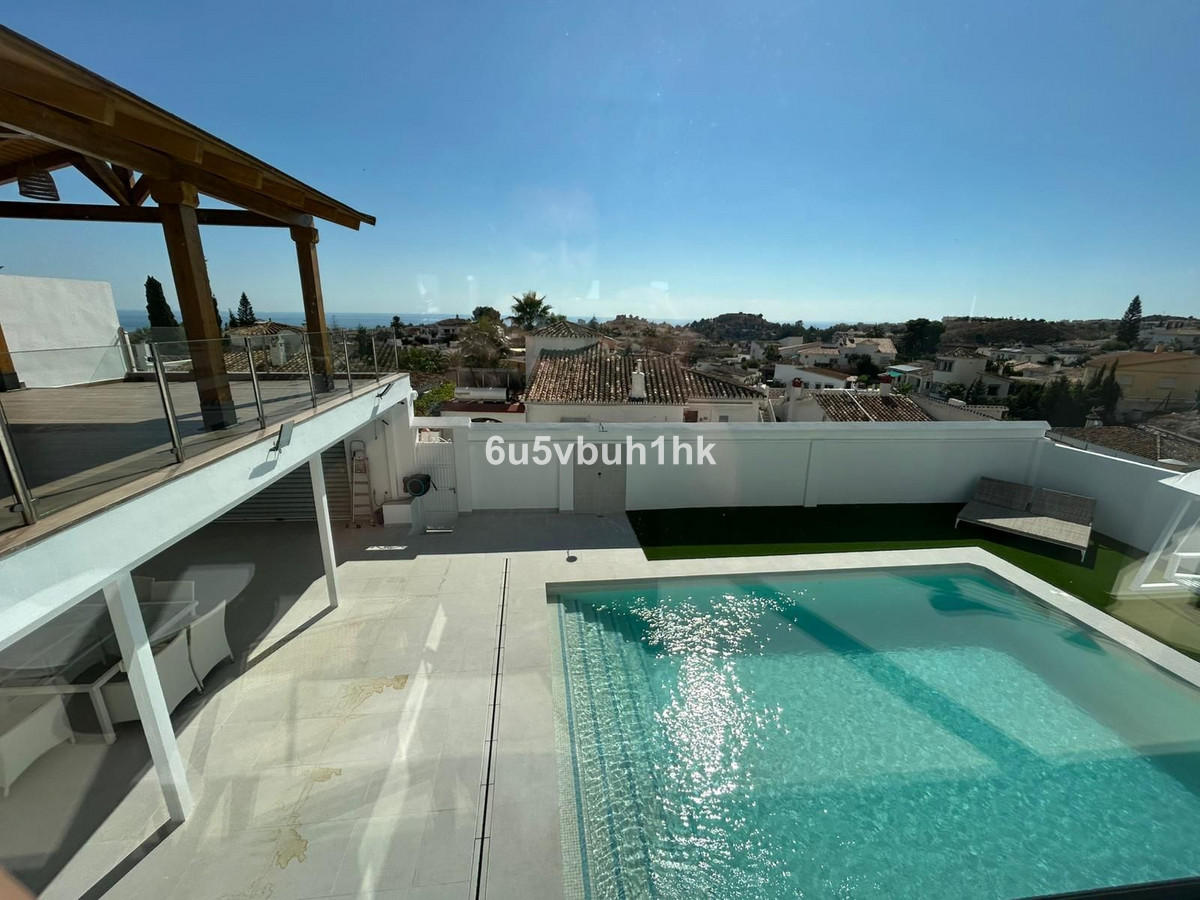 4 Bed Townhouse for sale in Benalmadena Costa Costa Del Sol, Málaga, Spain