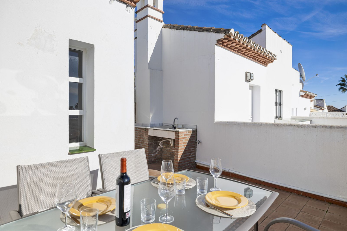 Se vende Adosada de 2 dormitorios en Costa Del Sol, Málaga, España