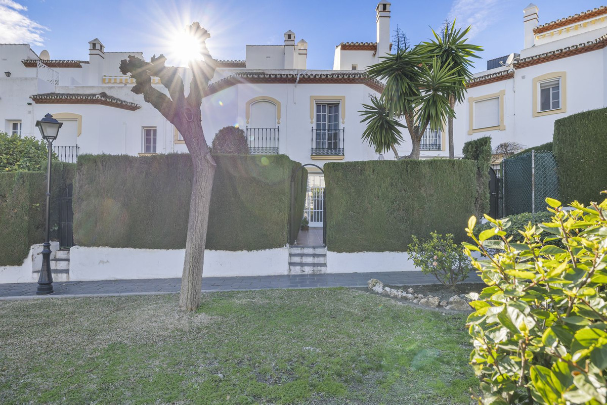 Se vende Adosada de 2 dormitorios en Costa Del Sol, Málaga, España