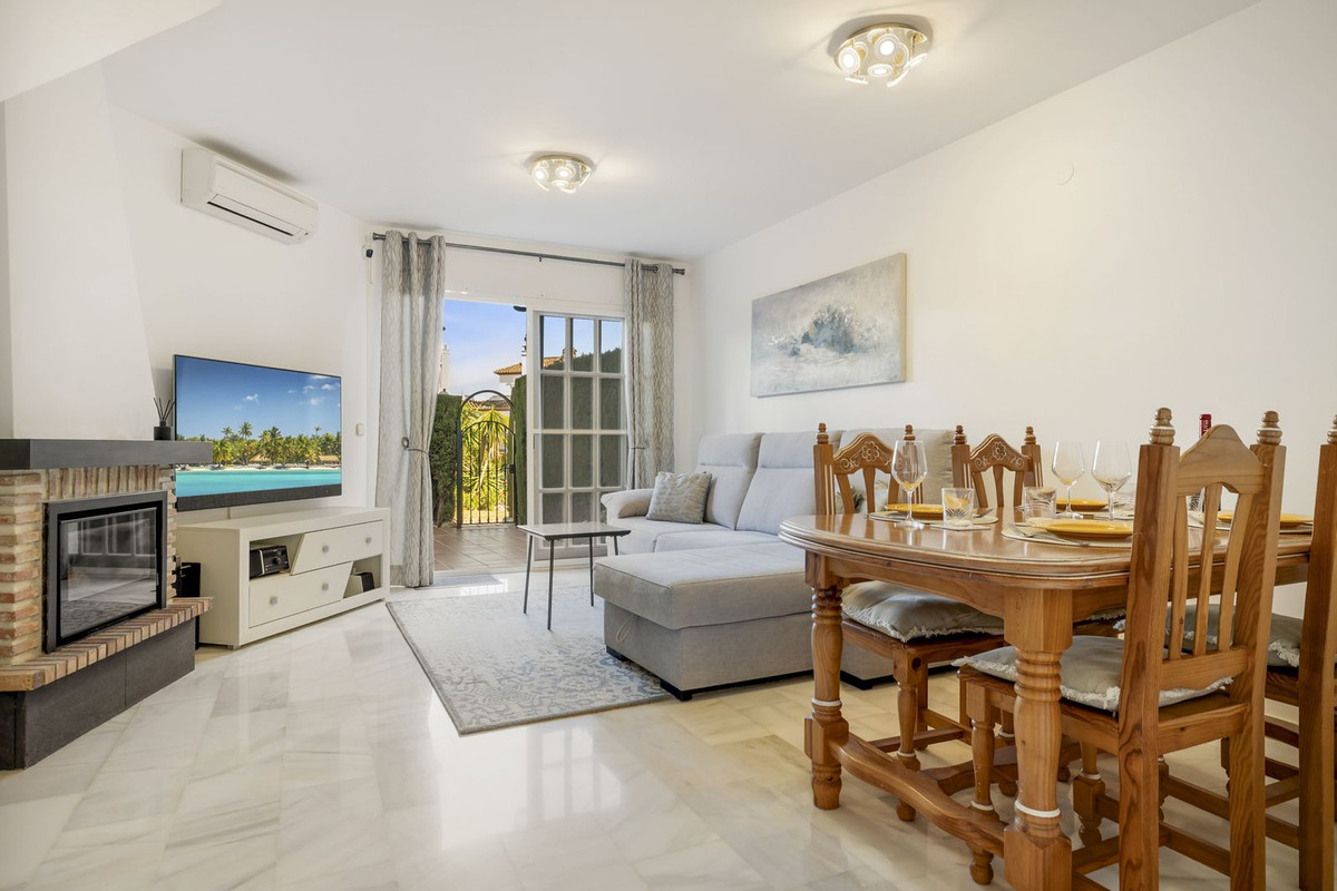 Se vende Adosada de 2 dormitorios en Costa Del Sol, Málaga, España
