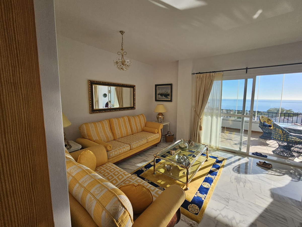 Se vende Apartamento Planta Media de 3 dormitorios en Costa Del Sol, Málaga, España