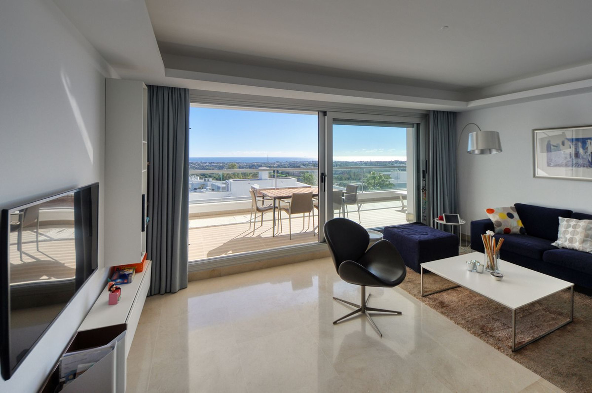 2 Bed Apartment for sale in Los Arqueros Costa Del Sol, Málaga, Spain