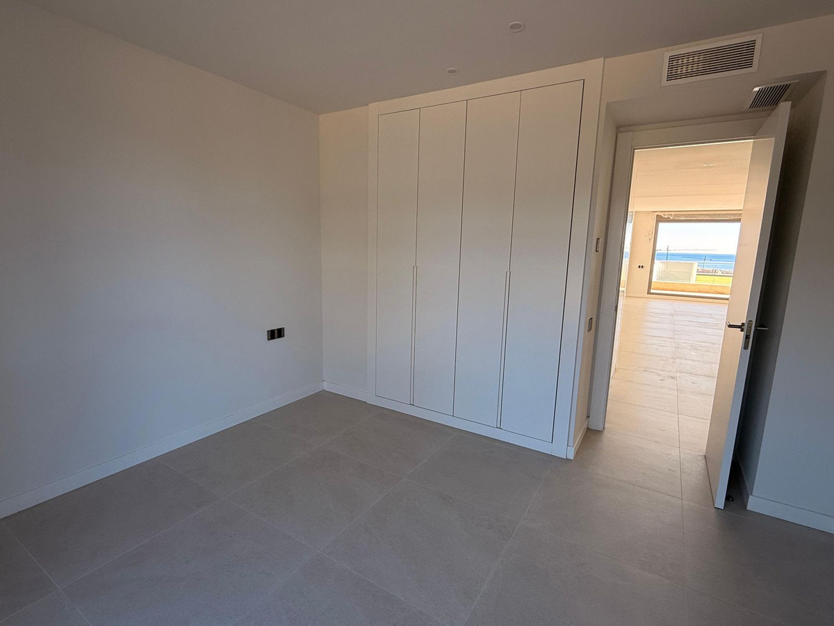 3 Bed Apartment for sale in New Golden Mile Costa Del Sol, Málaga, Spain
