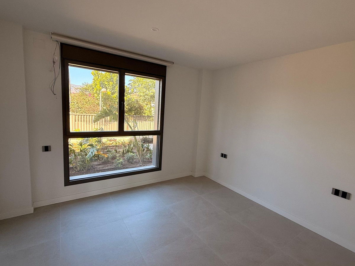 3 Bed Apartment for sale in New Golden Mile Costa Del Sol, Málaga, Spain