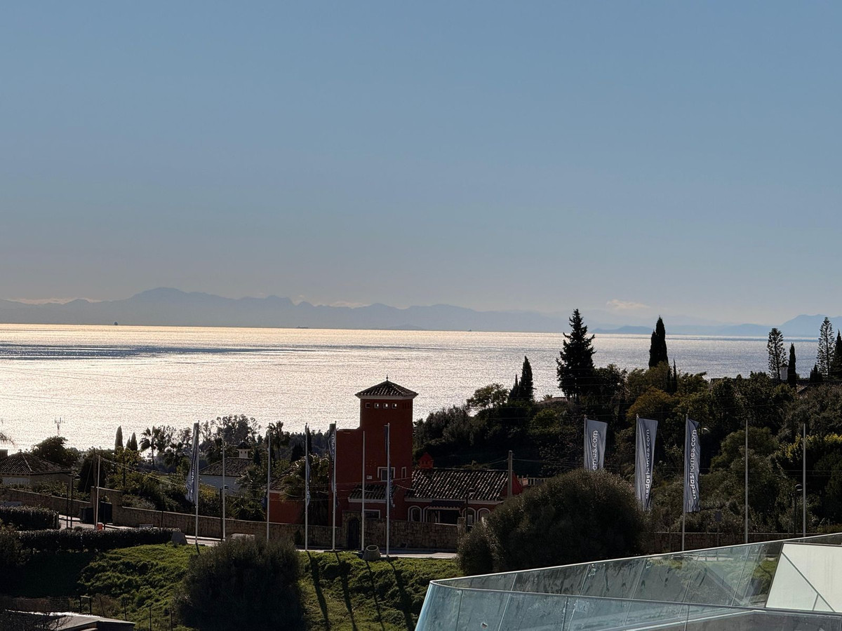 3 Bed Apartment for sale in New Golden Mile Costa Del Sol, Málaga, Spain