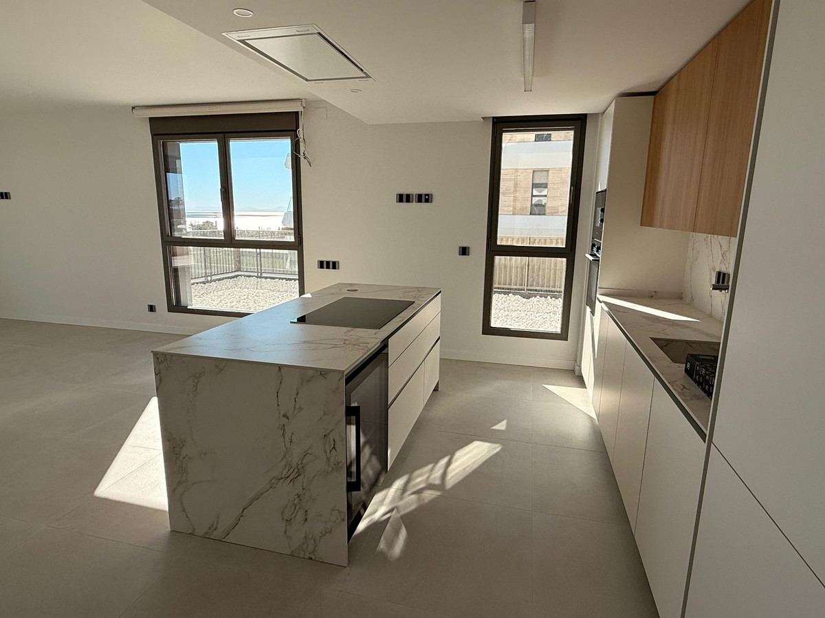 3 Bed Apartment for sale in New Golden Mile Costa Del Sol, Málaga, Spain