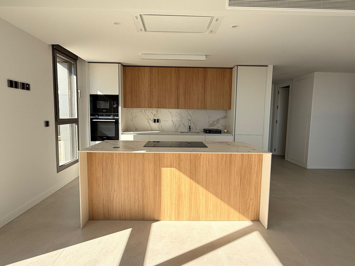 3 Bed Apartment for sale in New Golden Mile Costa Del Sol, Málaga, Spain