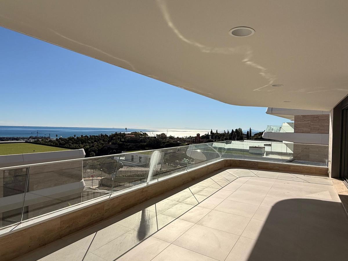 3 Bed Apartment for sale in New Golden Mile Costa Del Sol, Málaga, Spain