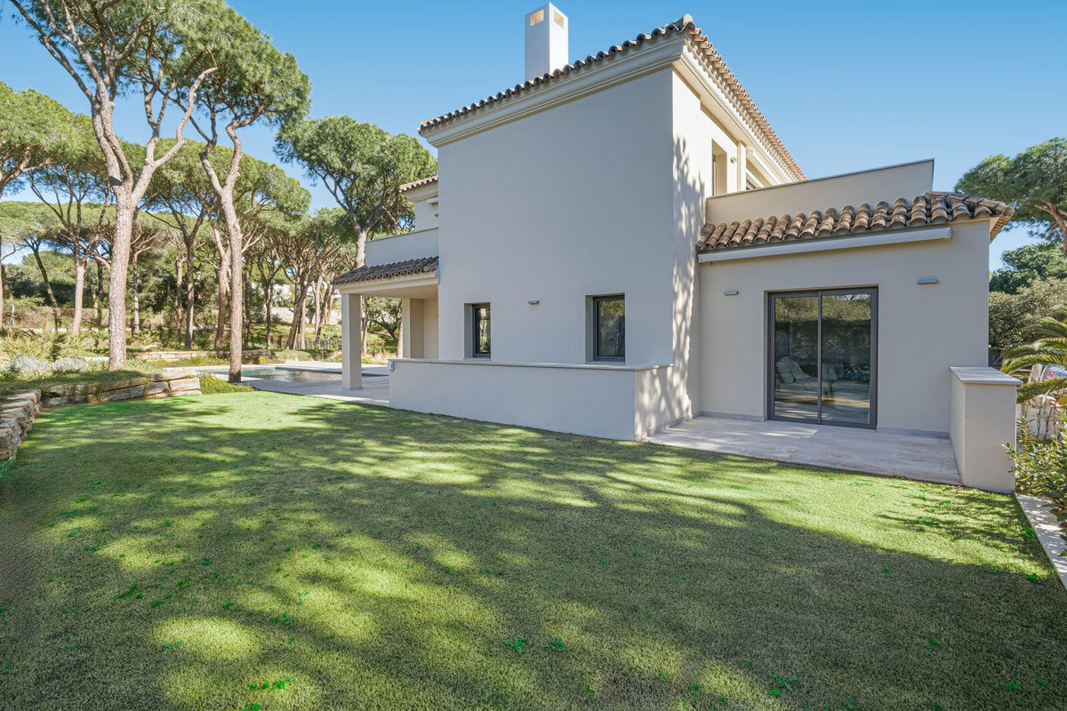 Se vende Villa - Chalet de 4 dormitorios en Costa Del Sol, Málaga, España