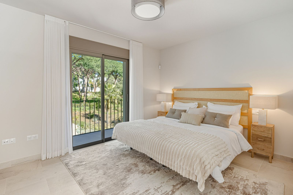 Se vende Villa - Chalet de 4 dormitorios en Costa Del Sol, Málaga, España