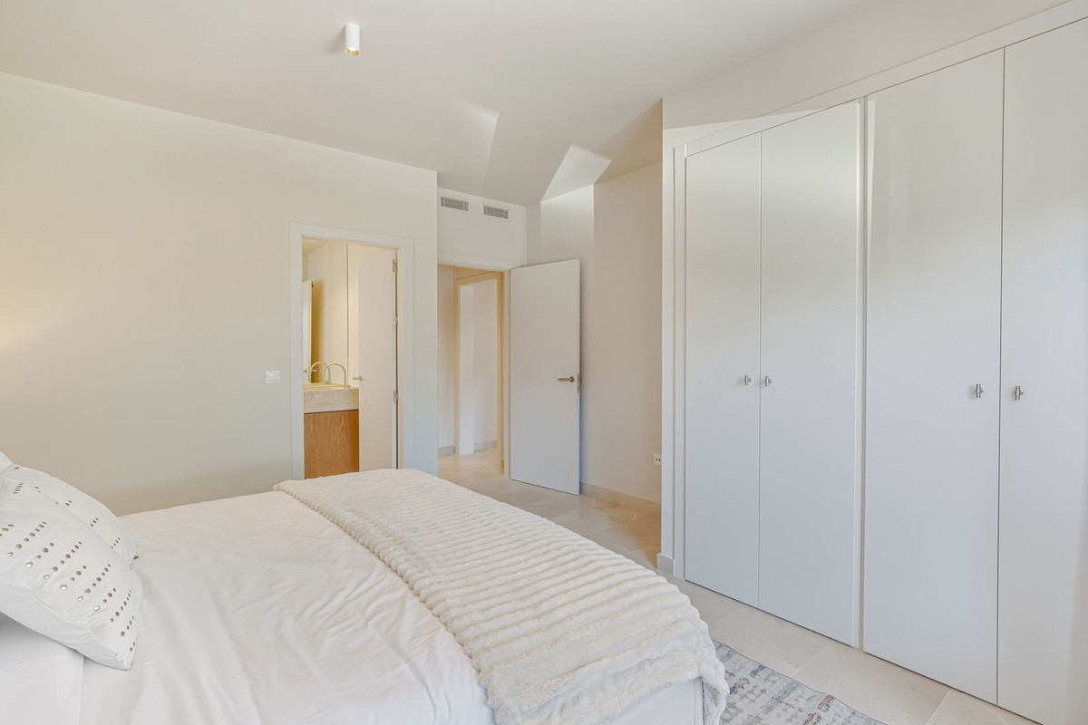 Se vende Villa - Chalet de 4 dormitorios en Costa Del Sol, Málaga, España