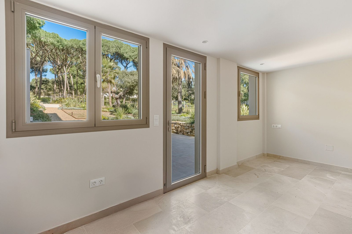 Se vende Villa - Chalet de 4 dormitorios en Costa Del Sol, Málaga, España