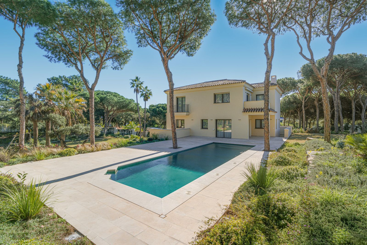 Se vende Villa - Chalet de 4 dormitorios en Costa Del Sol, Málaga, España