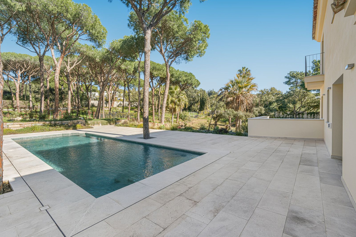 Se vende Villa - Chalet de 4 dormitorios en Costa Del Sol, Málaga, España