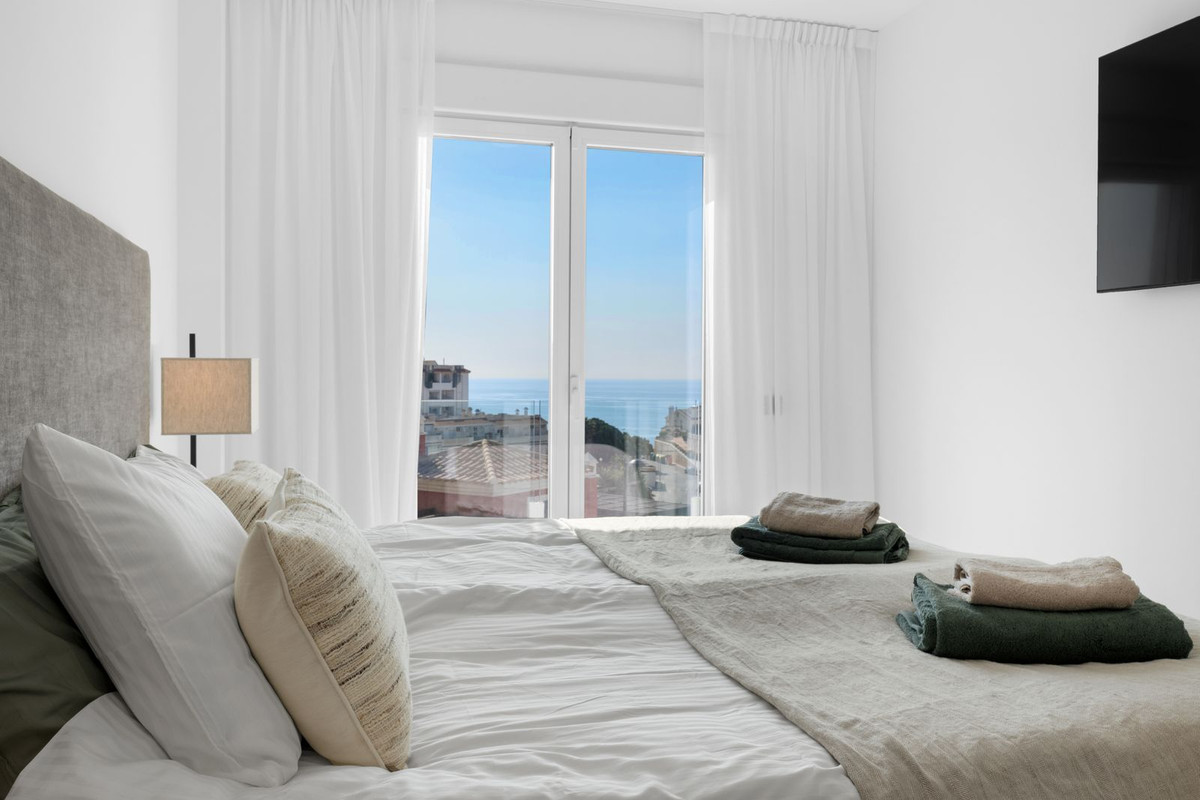 3 Bed Apartment for sale in Benalmadena Costa Del Sol, Málaga, Spain