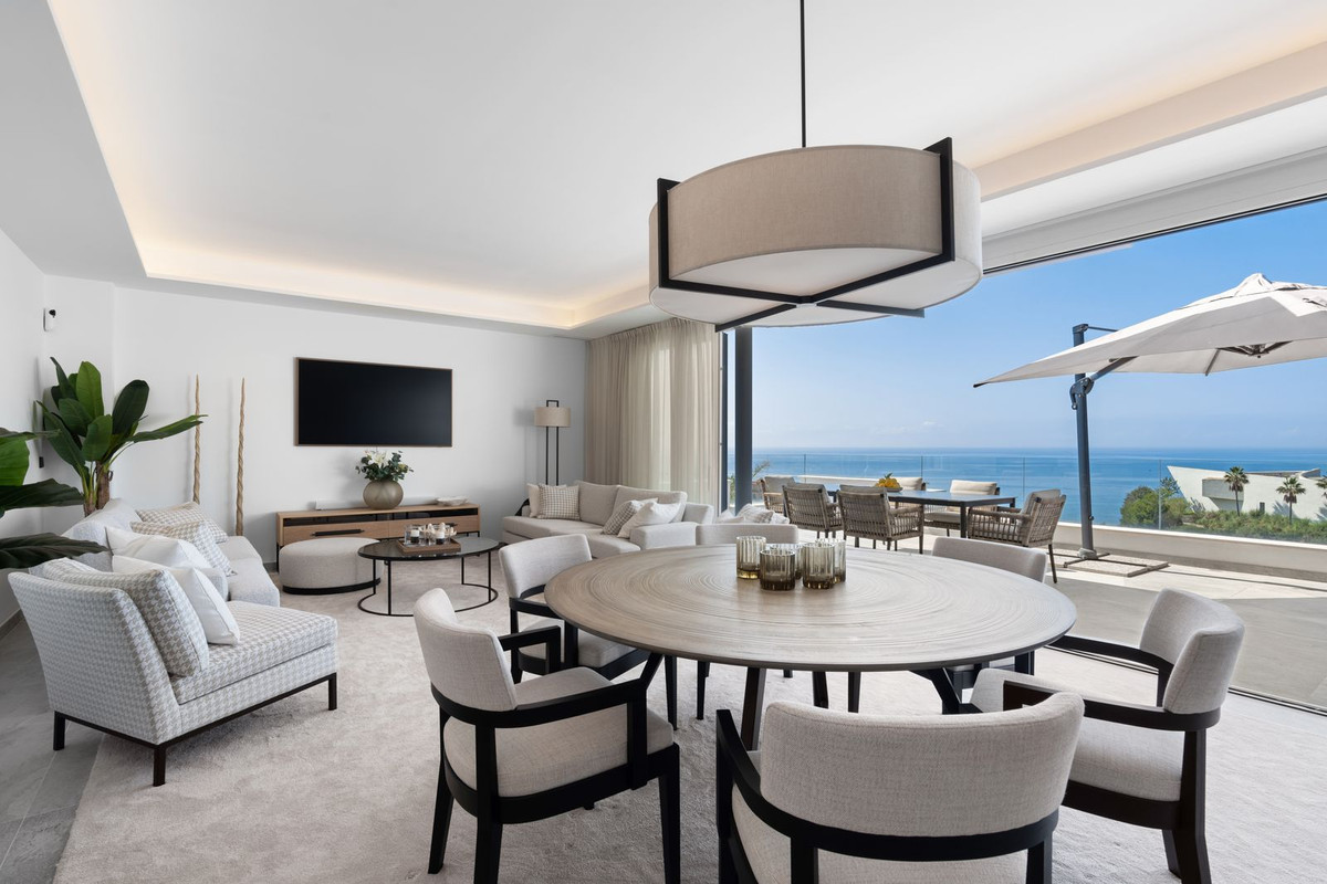 3 Bed Apartment for sale in Benalmadena Costa Del Sol, Málaga, Spain