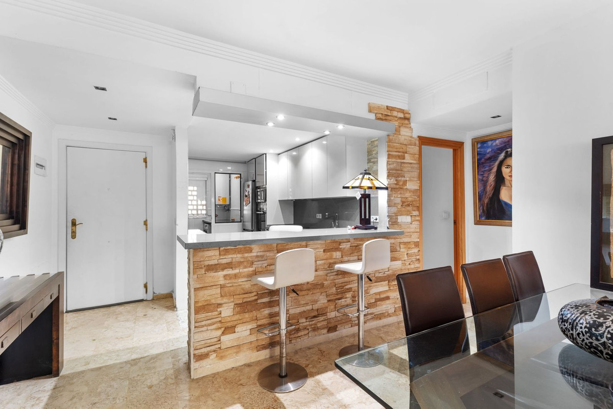 2 Bed Apartment for sale in Guadalmina Alta Costa Del Sol, Málaga, Spain