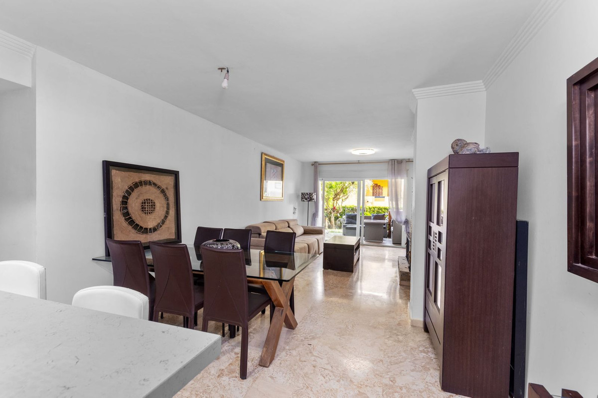 2 Bed Apartment for sale in Guadalmina Alta Costa Del Sol, Málaga, Spain