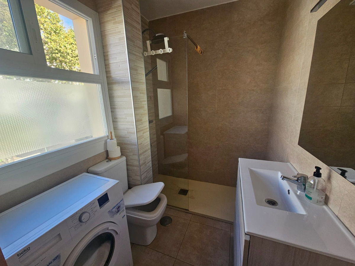 Se vende Apartamento Planta Media de 1 dormitorios en Costa Del Sol, Málaga, España