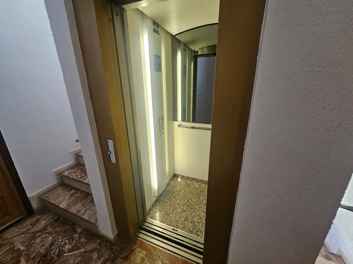 Se vende Apartamento Planta Media de 1 dormitorios en Costa Del Sol, Málaga, España
