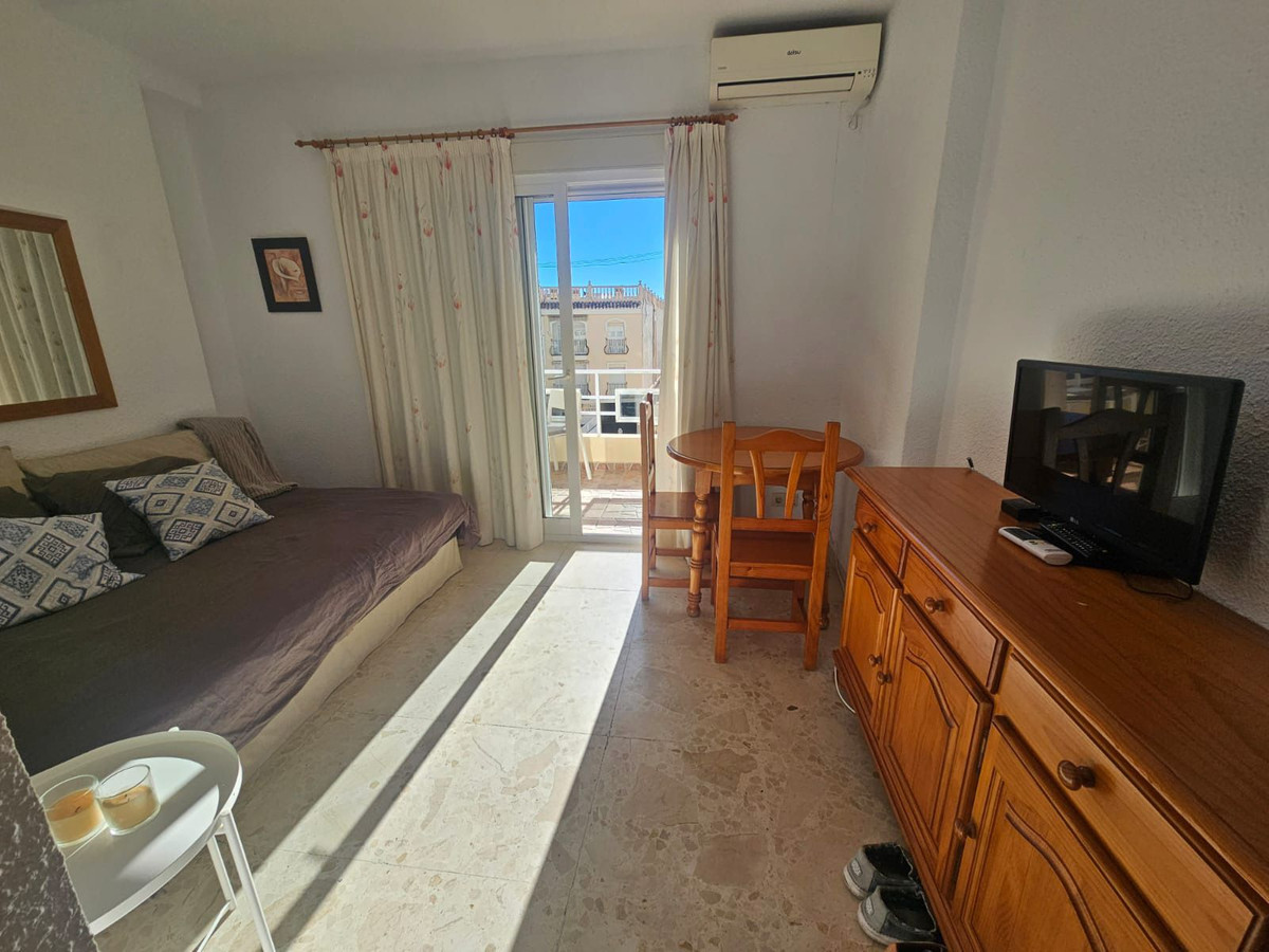 Se vende Apartamento Planta Media de 1 dormitorios en Costa Del Sol, Málaga, España