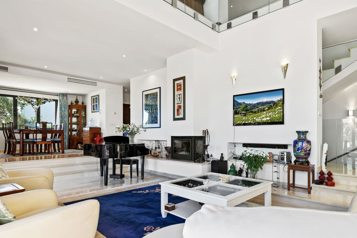 Se vende Villa - Chalet de 5 dormitorios en Costa Del Sol, Málaga, España