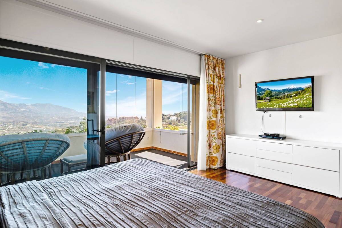 Se vende Villa - Chalet de 5 dormitorios en Costa Del Sol, Málaga, España