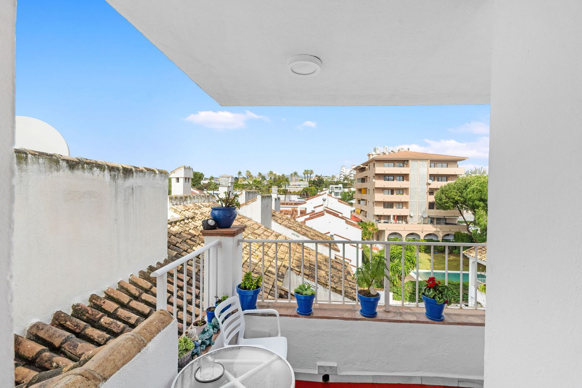 Se vende Apartamento Planta Media de 2 dormitorios en Costa Del Sol, Málaga, España