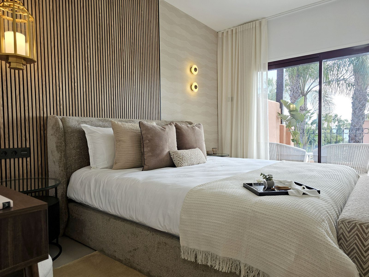 4 Bed Townhouse for sale in The Golden Mile Costa Del Sol, Málaga, Spain