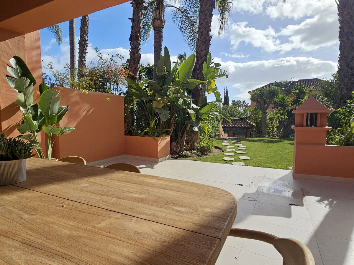 4 Bed Townhouse for sale in The Golden Mile Costa Del Sol, Málaga, Spain