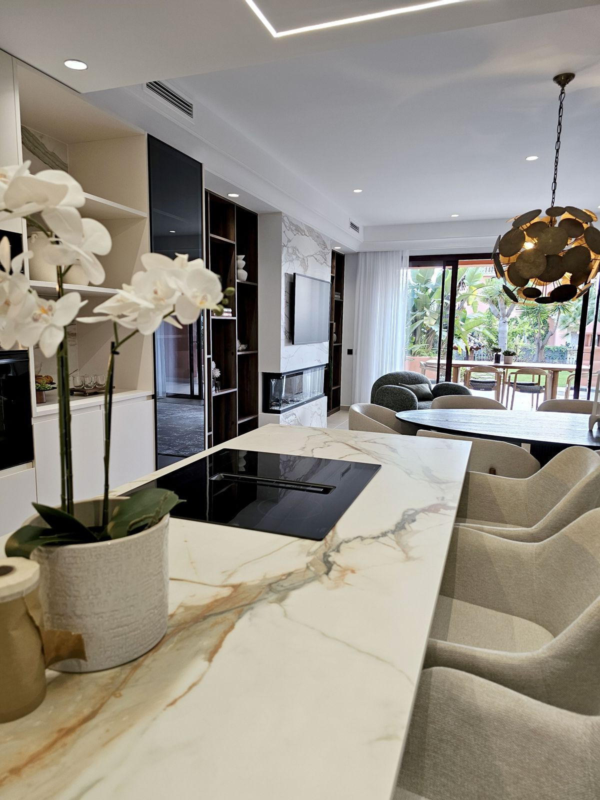 4 Bed Townhouse for sale in The Golden Mile Costa Del Sol, Málaga, Spain