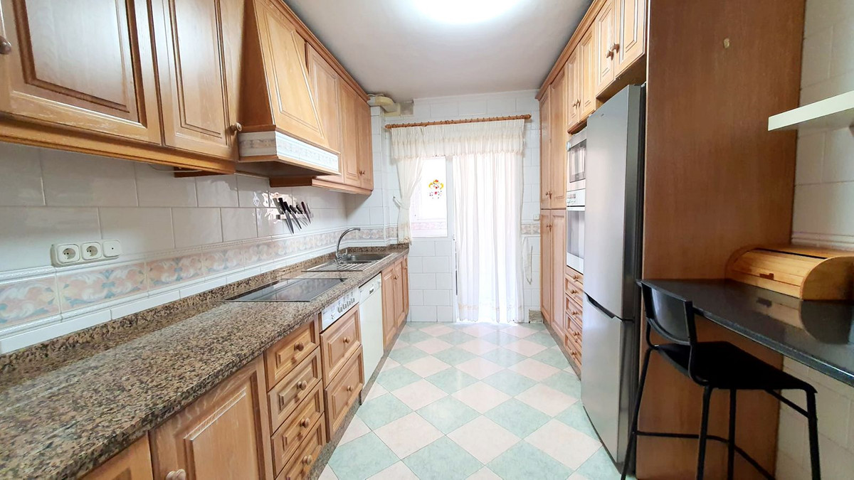 Se vende Apartamento Planta Media de 3 dormitorios en Costa Del Sol, Málaga, España