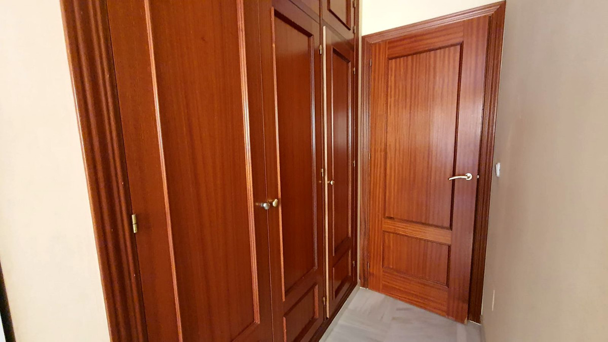 Se vende Apartamento Planta Media de 3 dormitorios en Costa Del Sol, Málaga, España