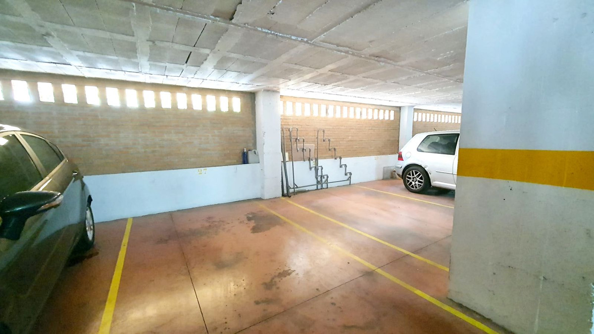 Se vende Apartamento Planta Media de 3 dormitorios en Costa Del Sol, Málaga, España