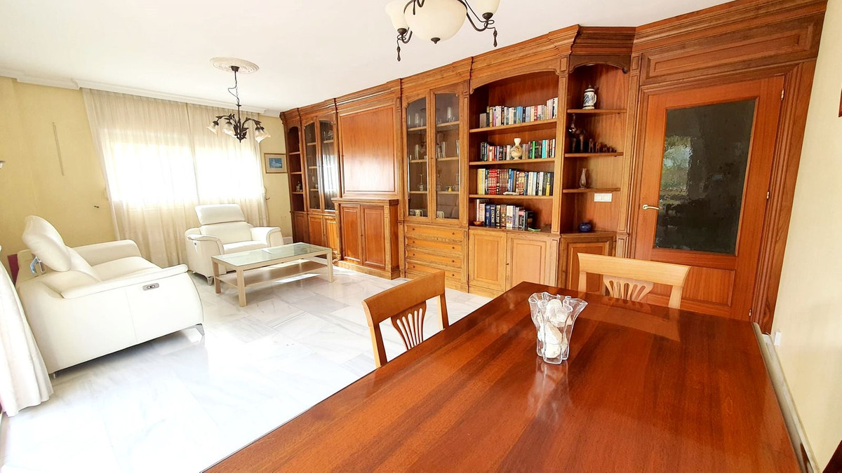 Se vende Apartamento Planta Media de 3 dormitorios en Costa Del Sol, Málaga, España