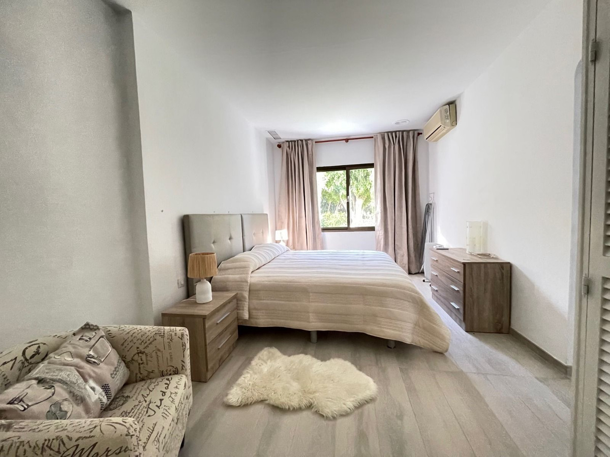 1 Bed Apartment for sale in Las Brisas Costa Del Sol, Málaga, Spain