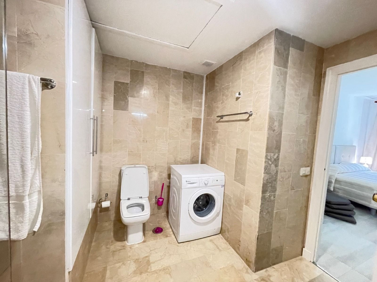 1 Bed Apartment for sale in Las Brisas Costa Del Sol, Málaga, Spain