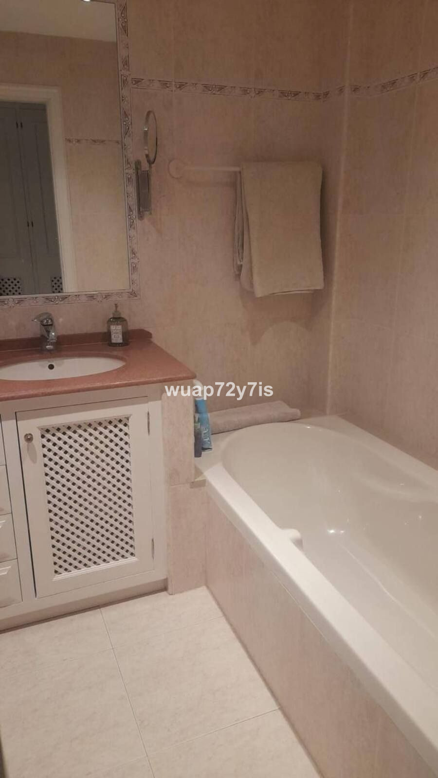 2 Bed Apartment for sale in El Presidente Costa Del Sol, Málaga, Spain