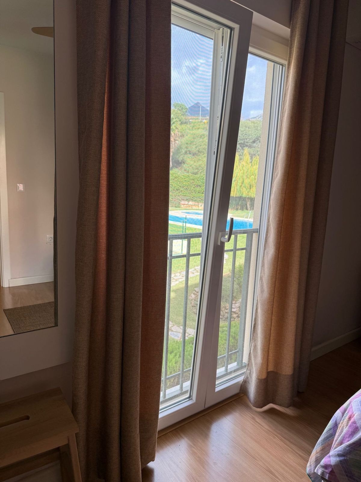 Se vende Apartamento Planta Media de 3 dormitorios en Costa Del Sol, Málaga, España