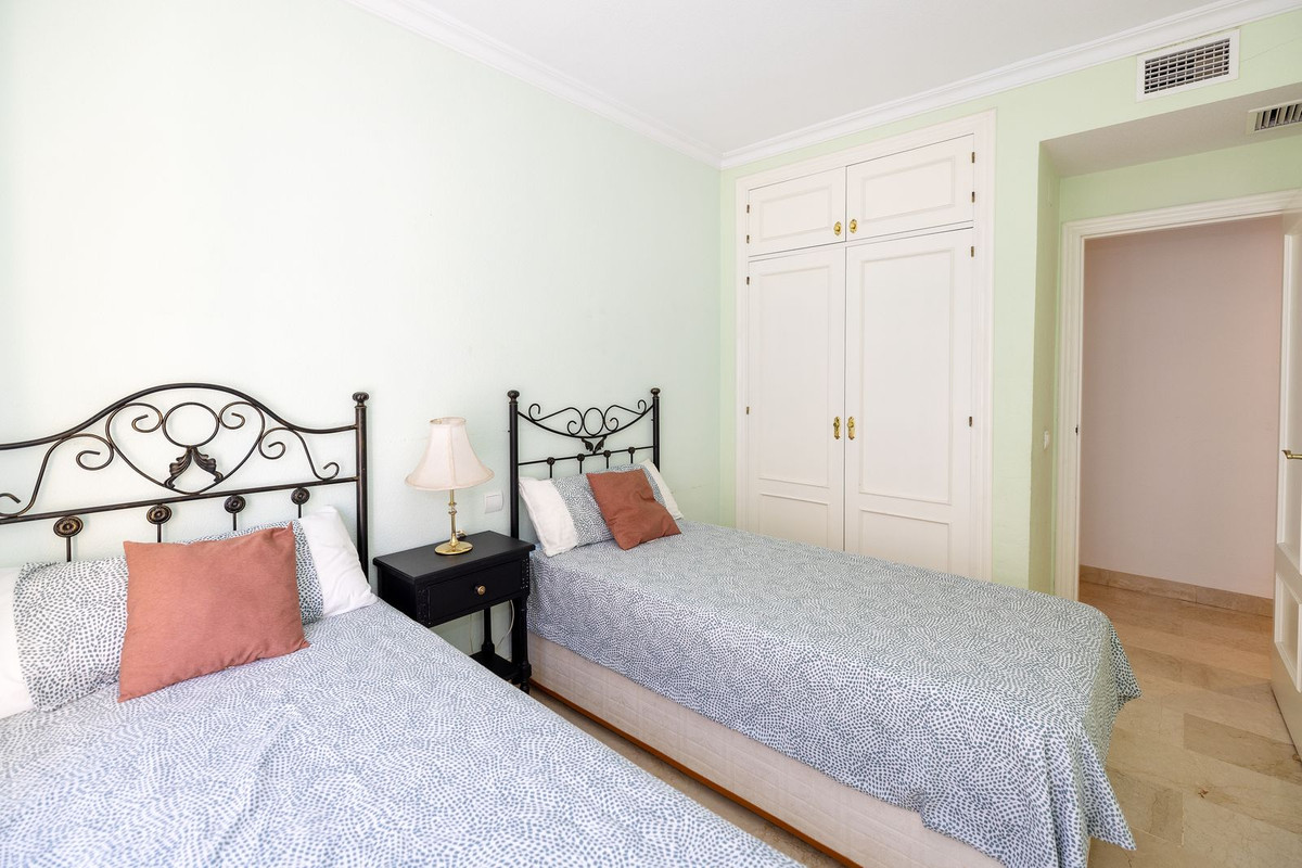3 Bed Apartment for sale in Benalmadena Costa Del Sol, Málaga, Spain