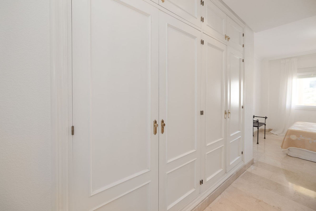 3 Bed Apartment for sale in Benalmadena Costa Del Sol, Málaga, Spain
