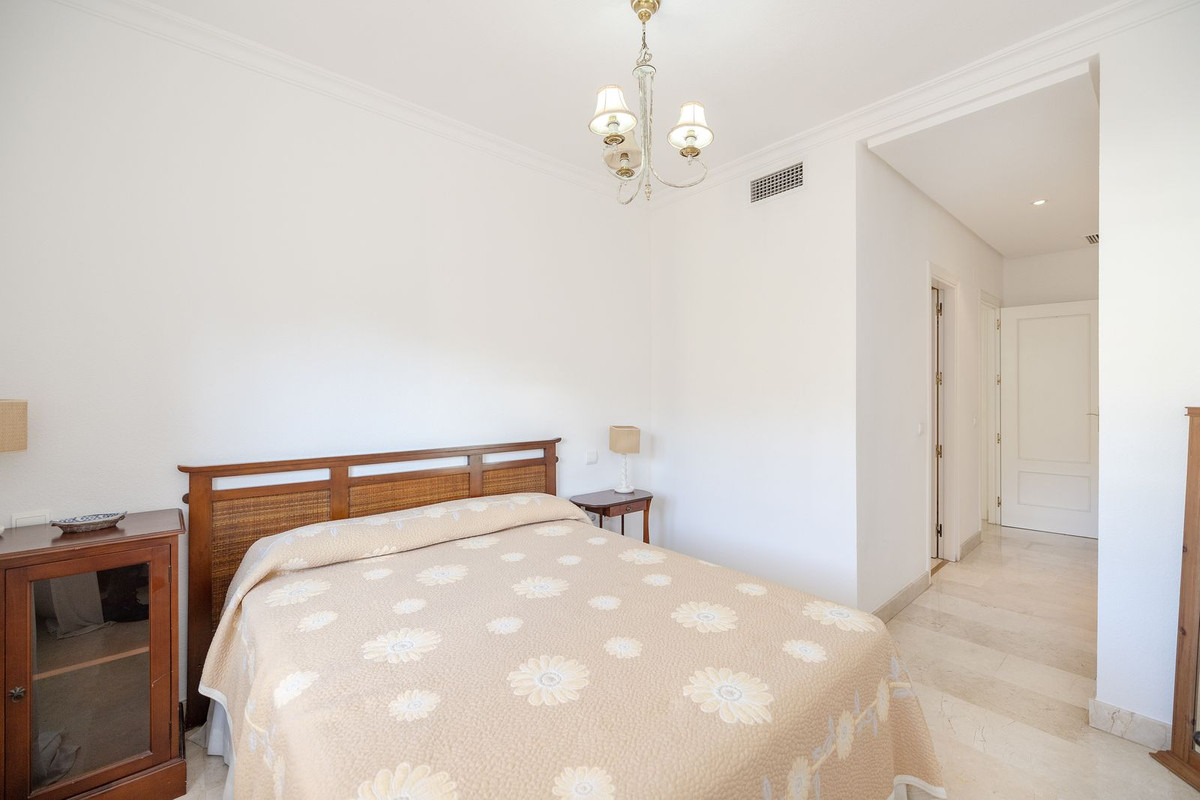 3 Bed Apartment for sale in Benalmadena Costa Del Sol, Málaga, Spain