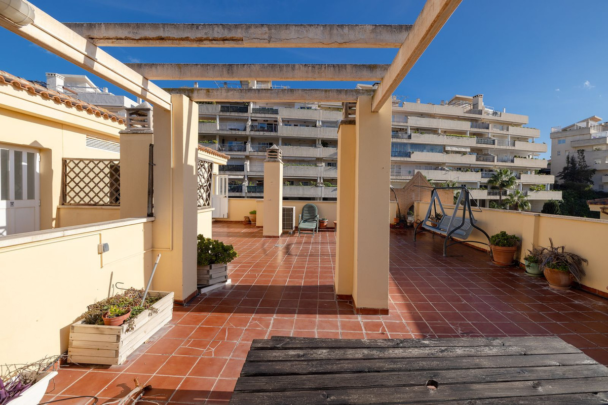 3 Bed Apartment for sale in Benalmadena Costa Del Sol, Málaga, Spain