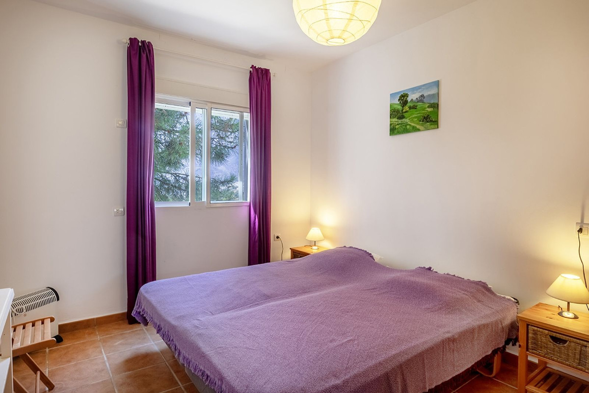 4 Bed Townhouse for sale in Cómpeta Costa Del Sol East, Málaga, Spain
