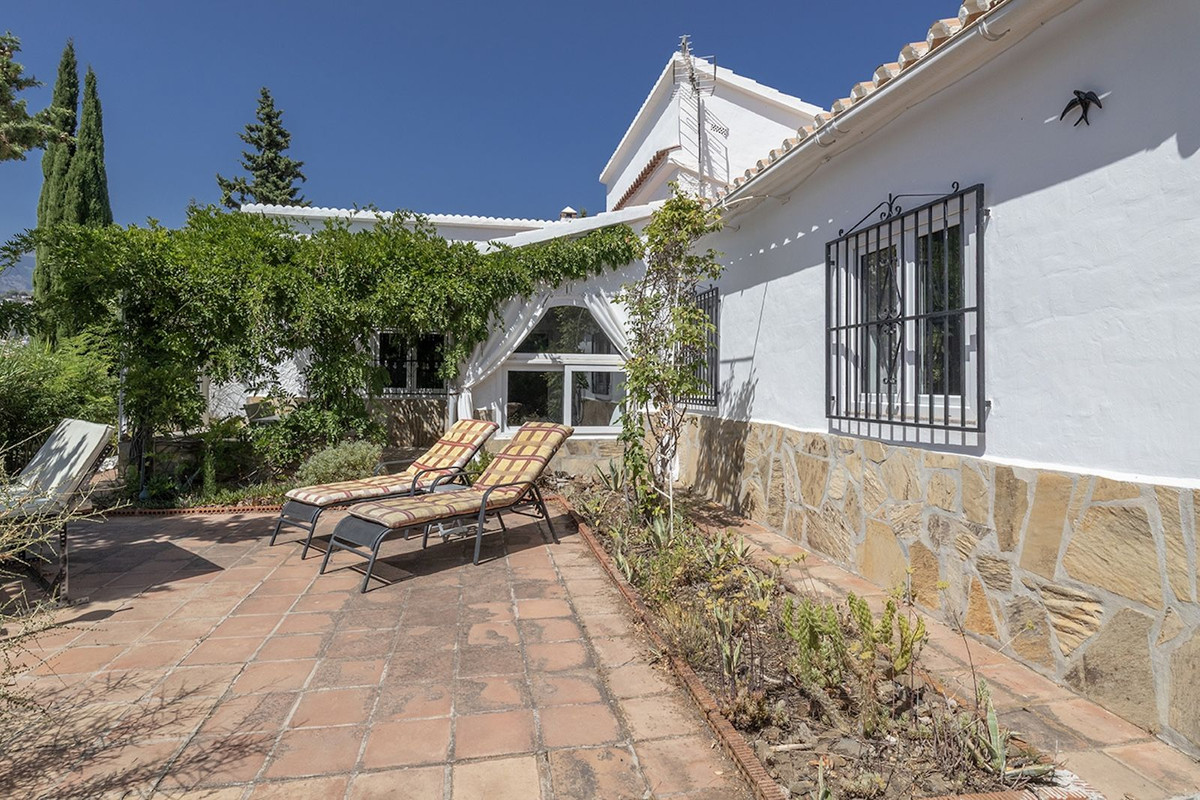 4 Bed Townhouse for sale in Cómpeta Costa Del Sol East, Málaga, Spain