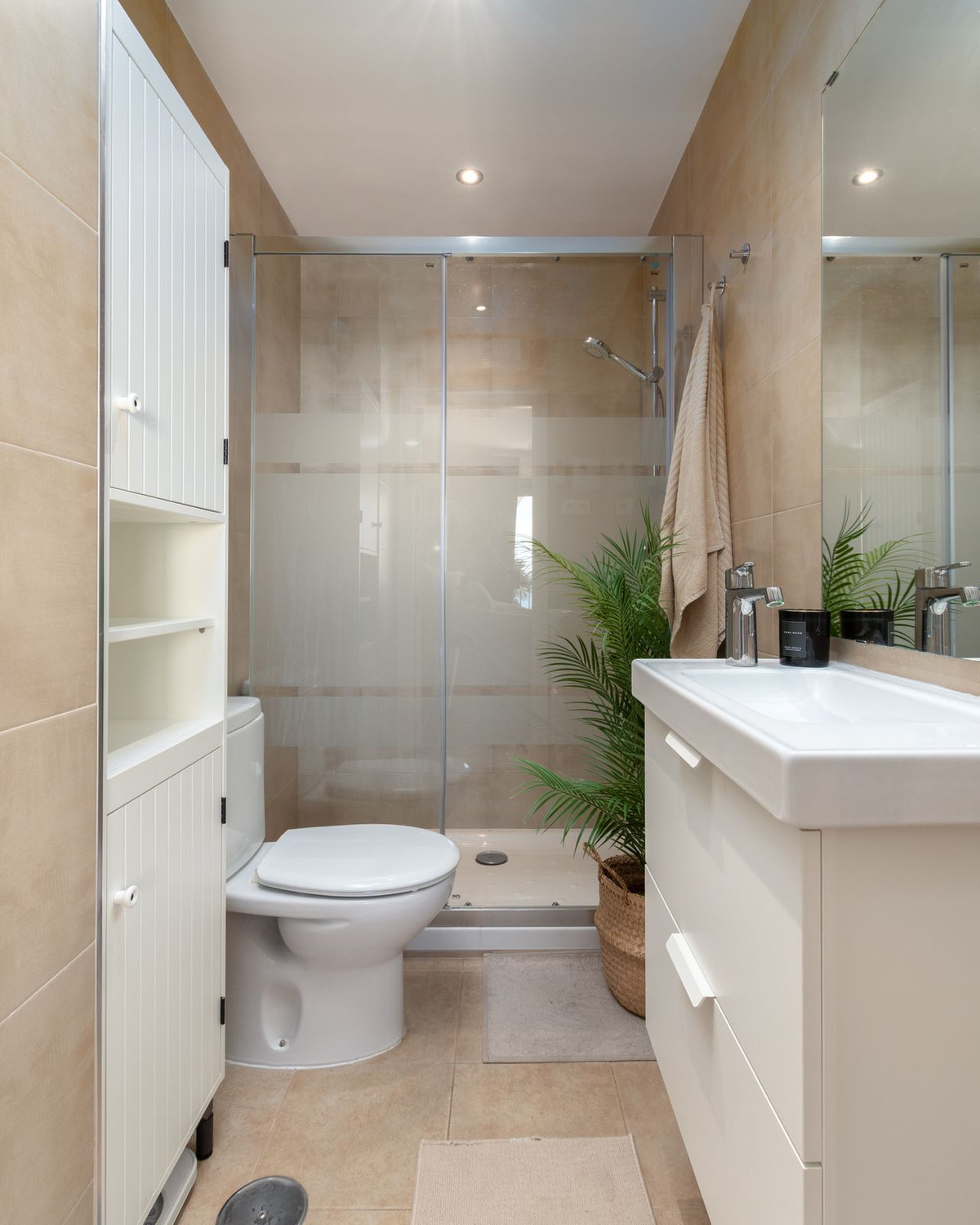 3 Bed Apartment for sale in Fuengirola Costa Del Sol, Málaga, Spain