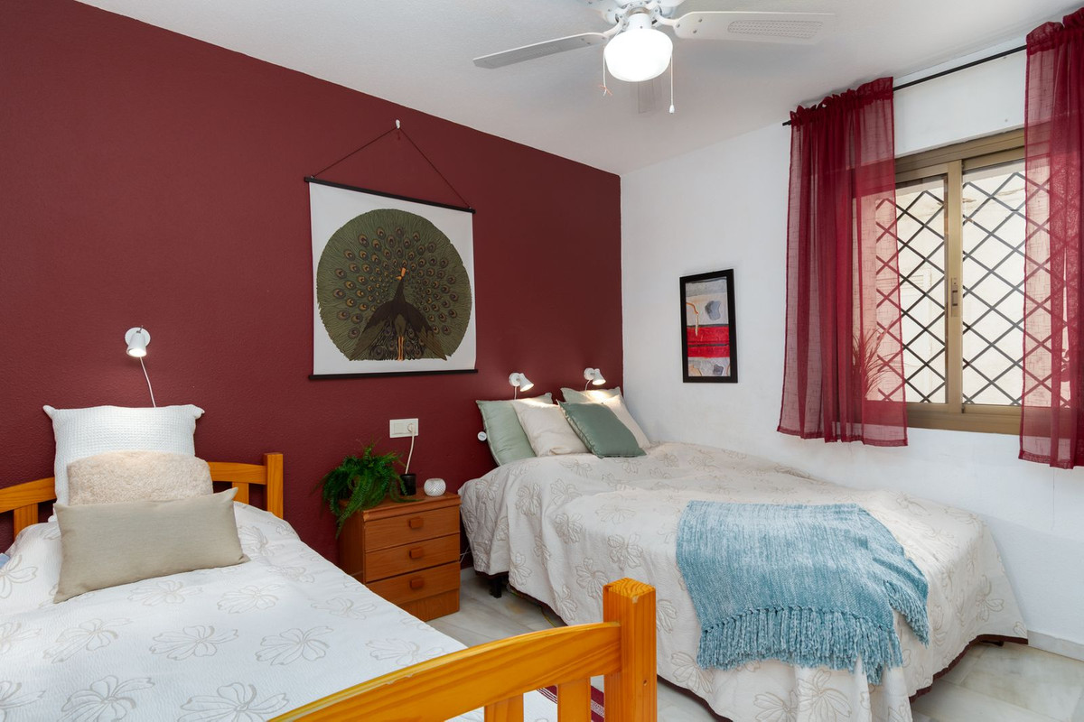 3 Bed Apartment for sale in Fuengirola Costa Del Sol, Málaga, Spain