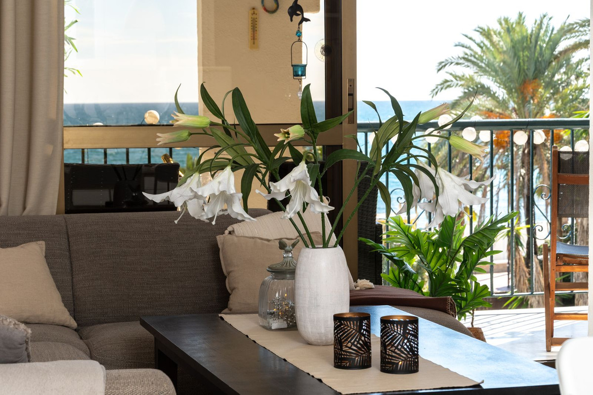 3 Bed Apartment for sale in Fuengirola Costa Del Sol, Málaga, Spain