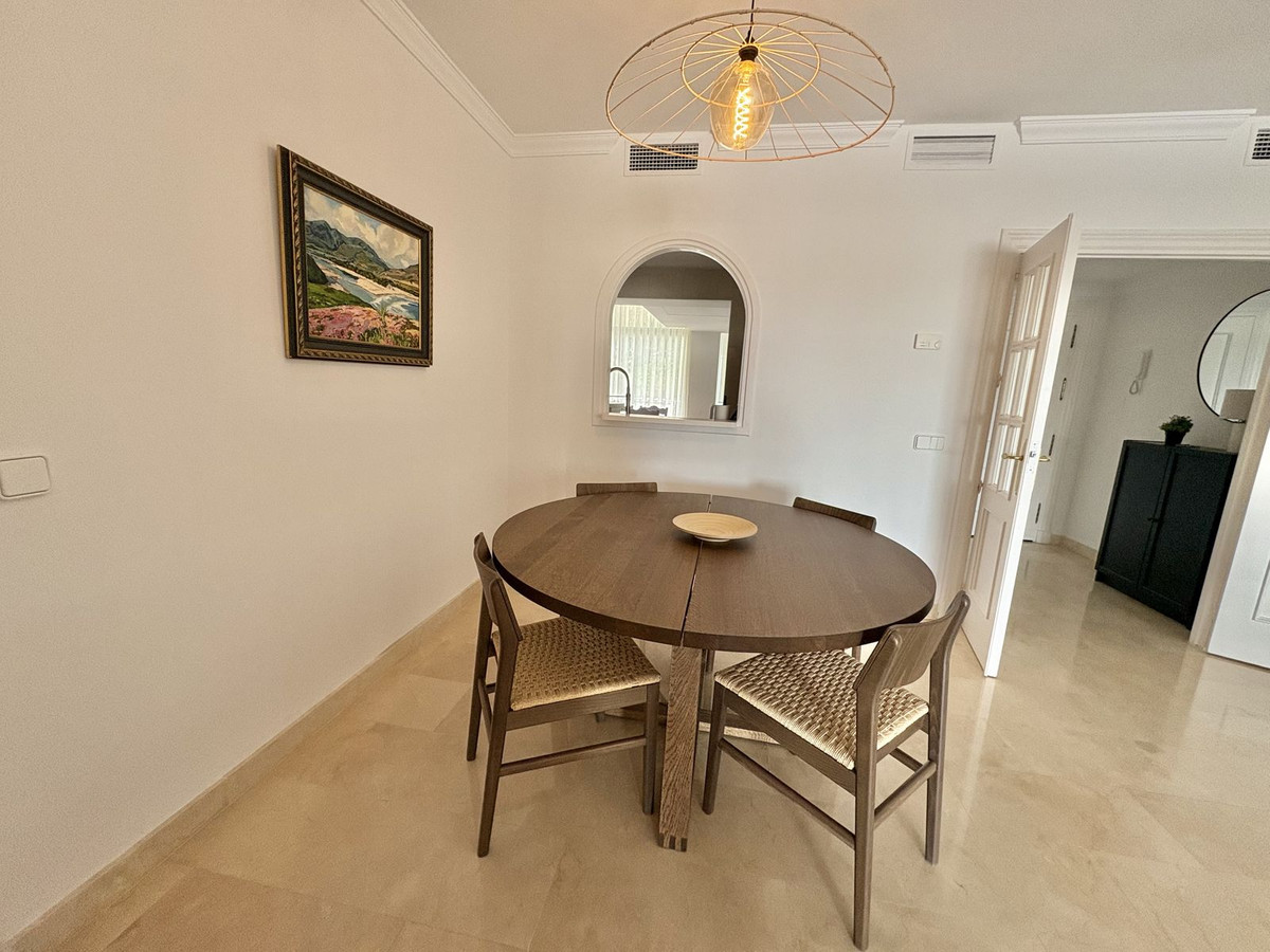 2 Bed Apartment for sale in La Quinta Costa Del Sol, Málaga, Spain